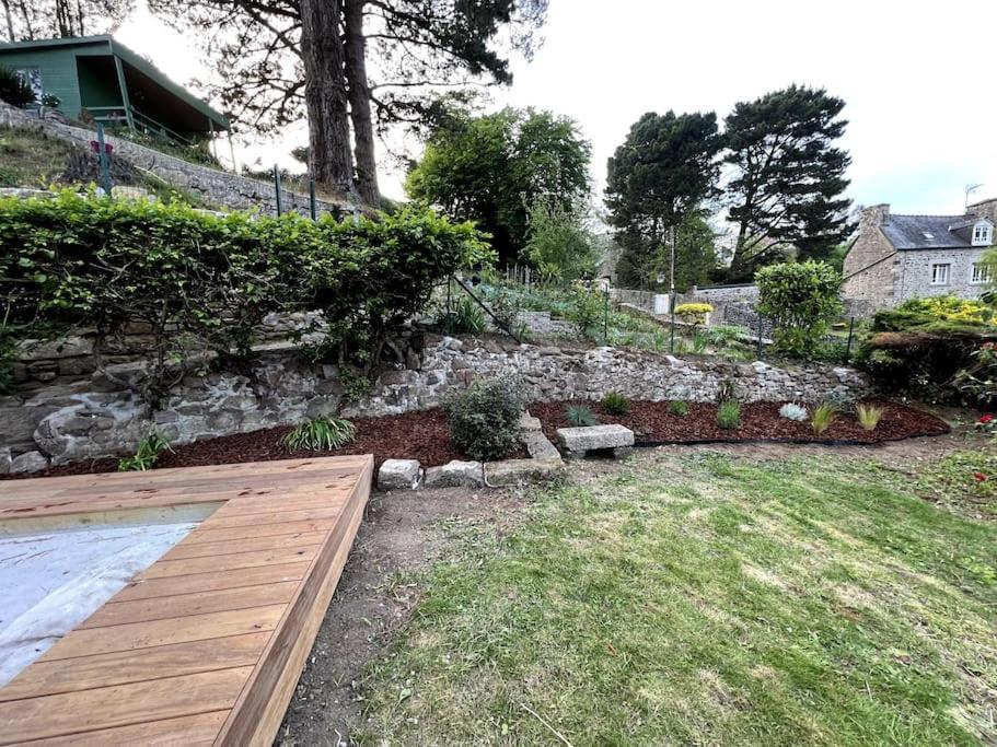 Superbe Appartement Avec Jardin Dinan Centre - Jerzual Εξωτερικό φωτογραφία
